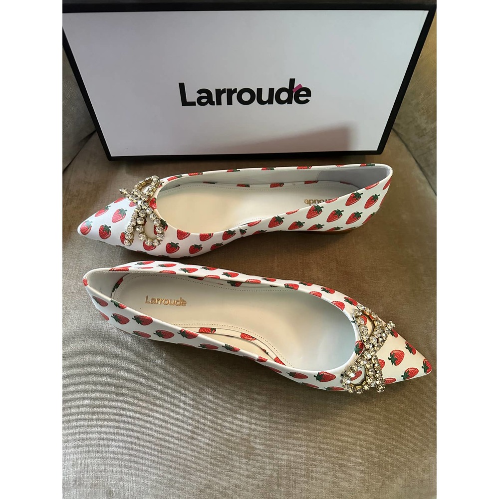 NWB LARROUDÉ STRAWBERRY “LEE” FLATS WITH CRYSTAL BOW DETAIL; SIZE 10. LIMITED!